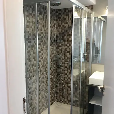 Charming Lido Flat Ii