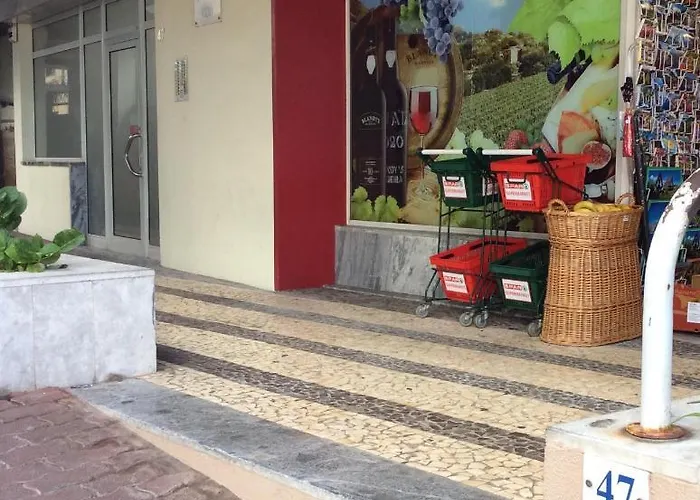 Charming Lido Flat Ii