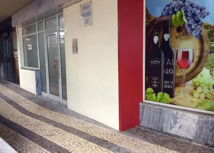 Charming Lido Flat Ii Фуншал